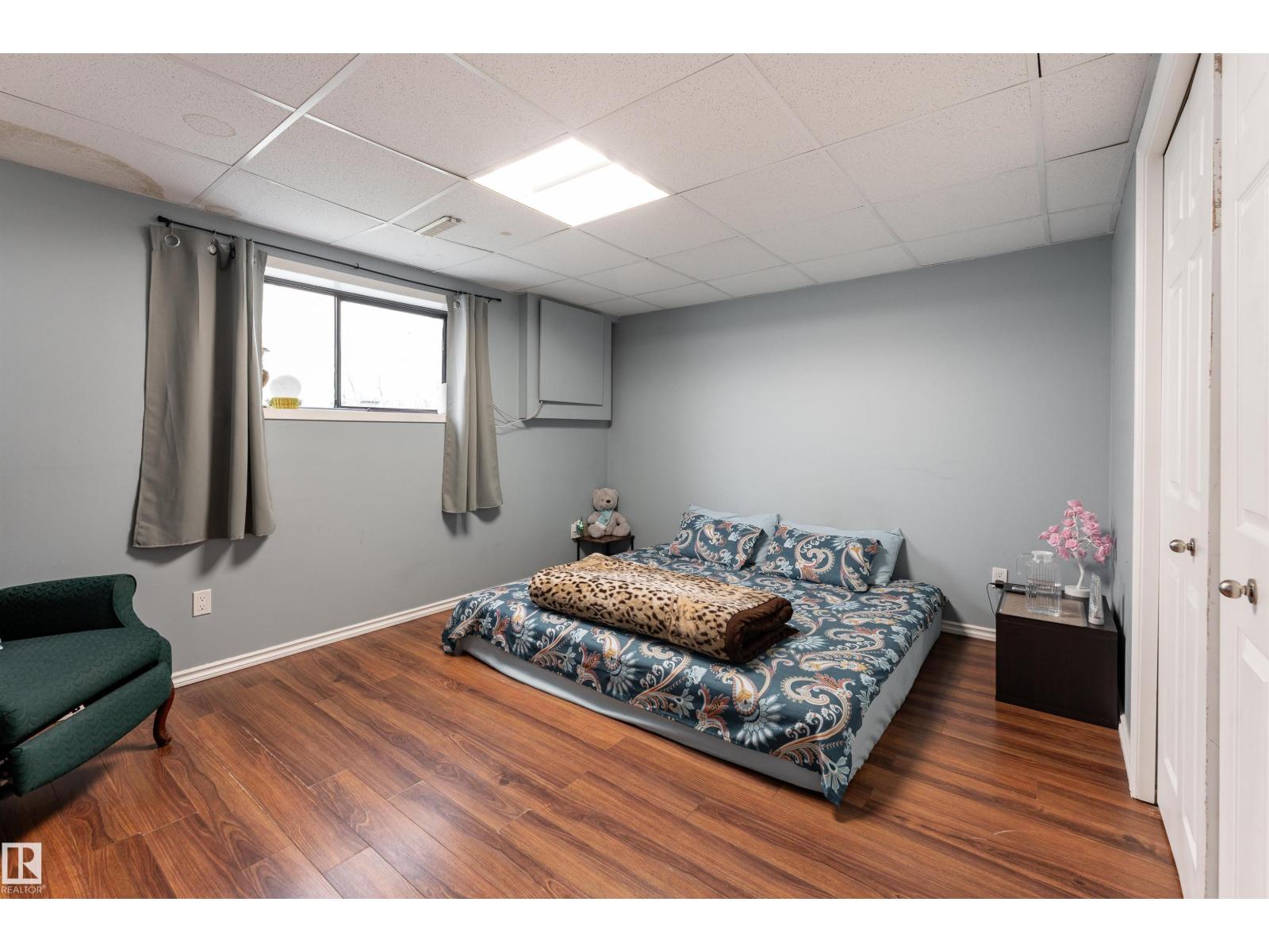 4535 30 Av Nw Property Photo 33