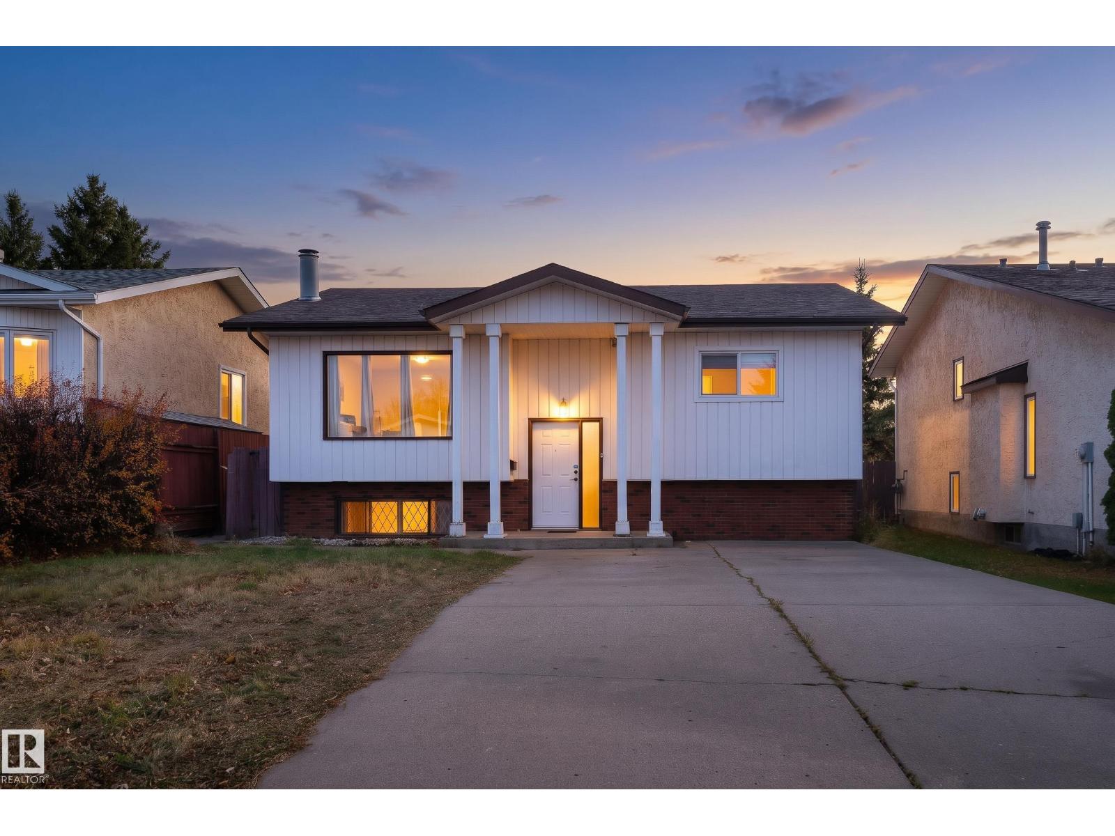 4535 30 Av Nw Property Photo 49
