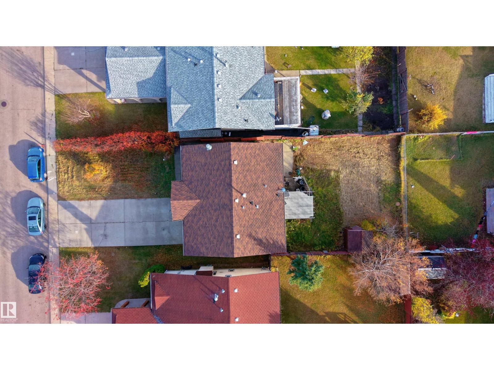 4535 30 Av Nw Property Photo 51