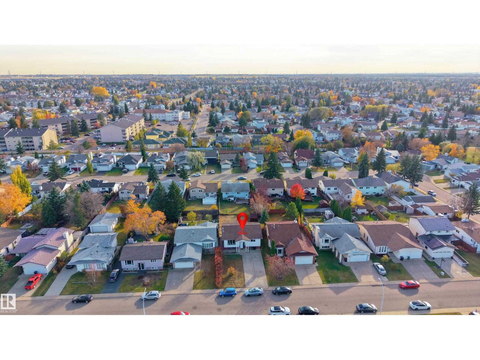 4535 30 Av Nw Property Photo 54