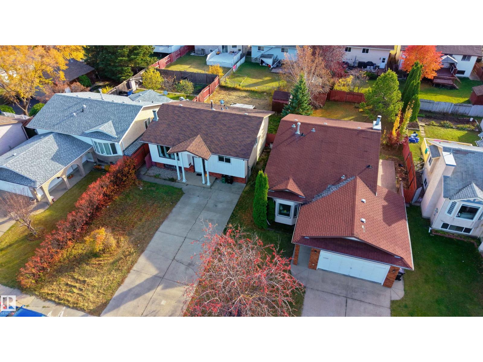 4535 30 Av Nw Property Photo 55