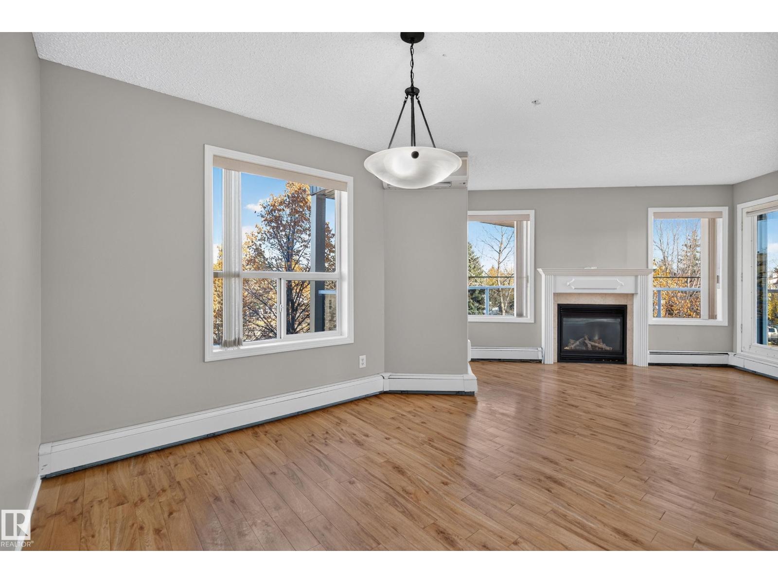 #331 9704 174 St Nw Property Photo 11