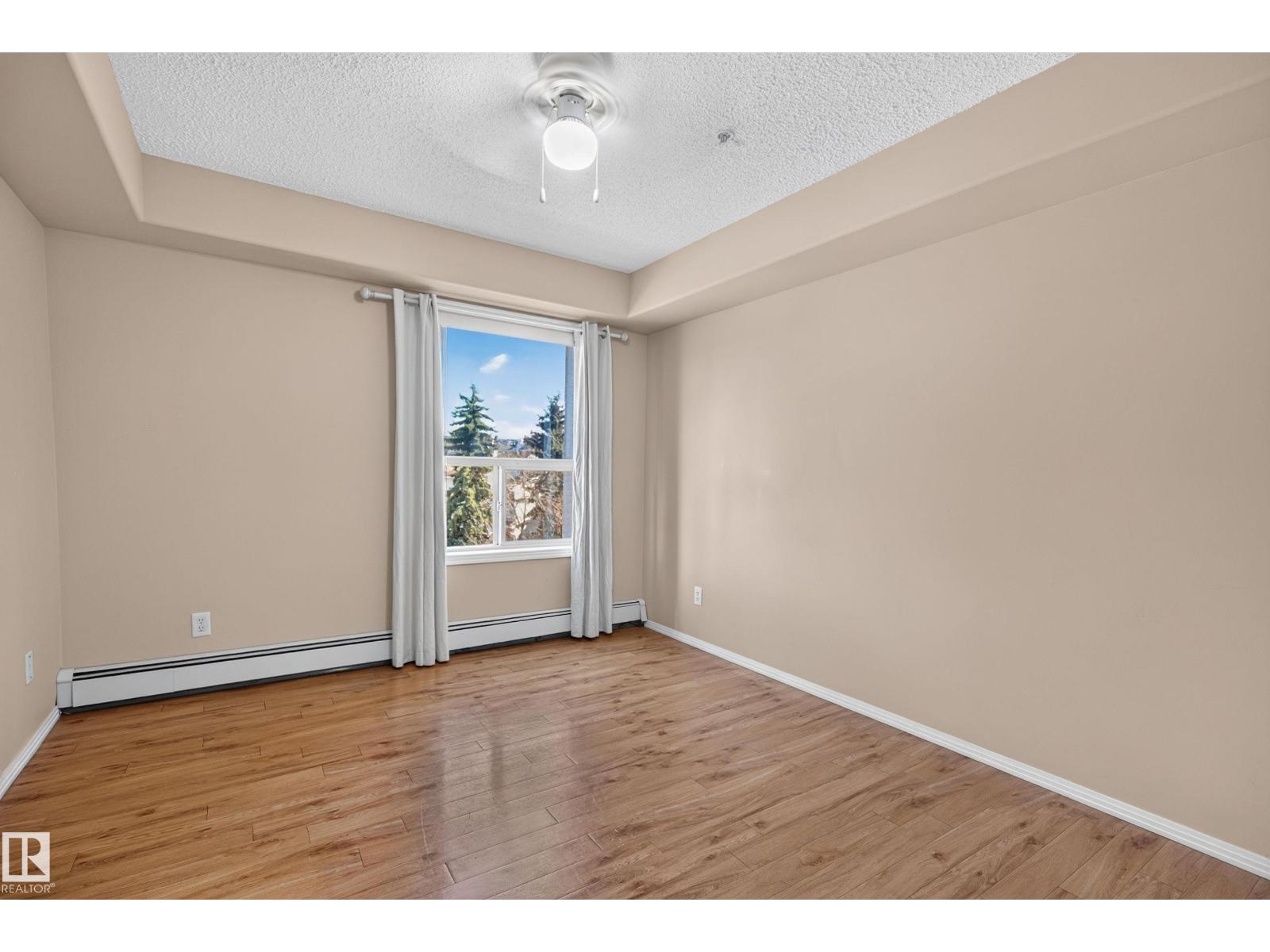 #331 9704 174 St Nw Property Photo 17