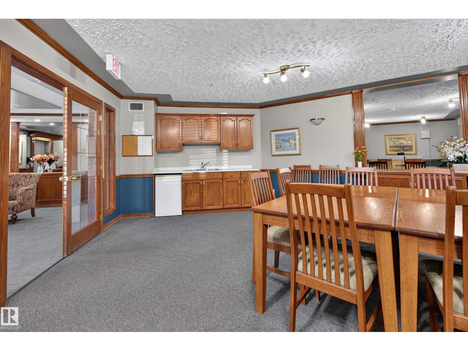 #331 9704 174 St Nw Property Photo 33