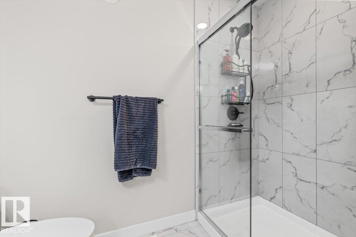 7402 Chivers Cr Sw Property Photo 33