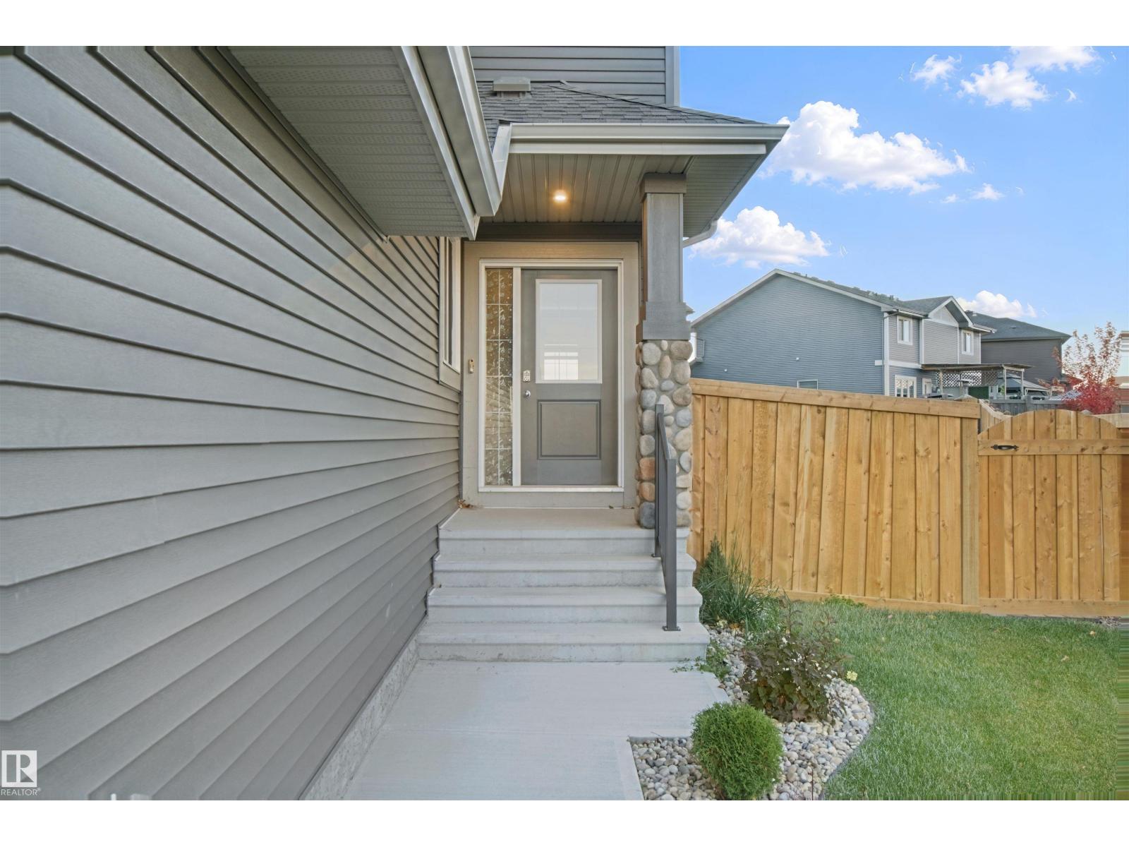 8178 222a St Nw Property Photo 4