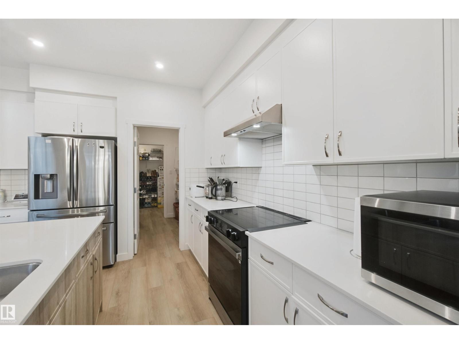 8178 222a St Nw Property Photo 10