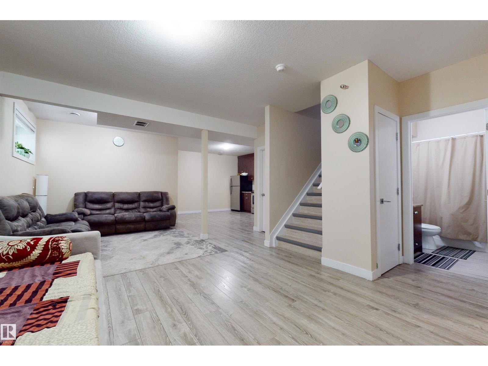 2617 21a Av Nw Property Photo 40