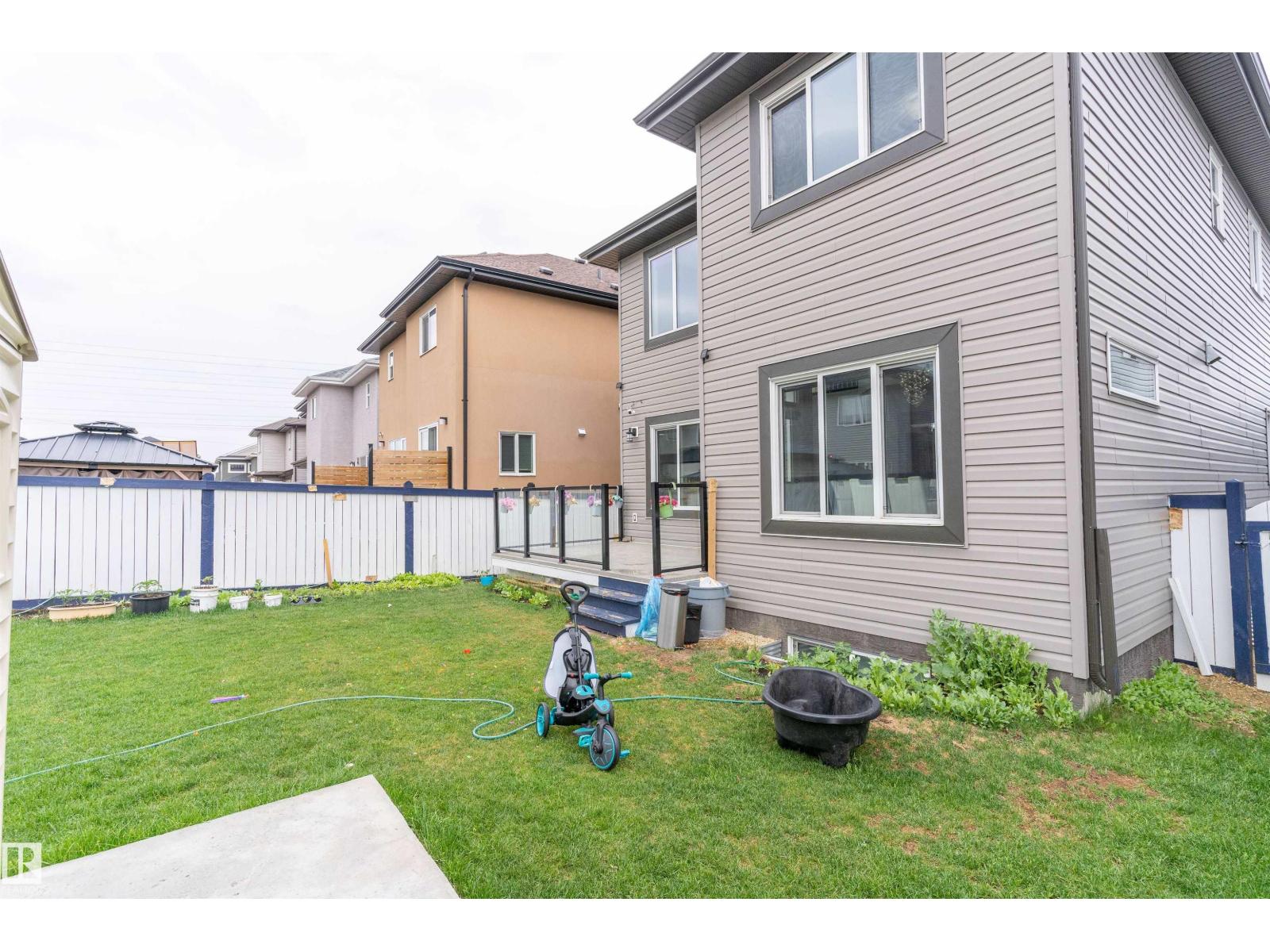 2617 21a Av Nw Property Photo 49