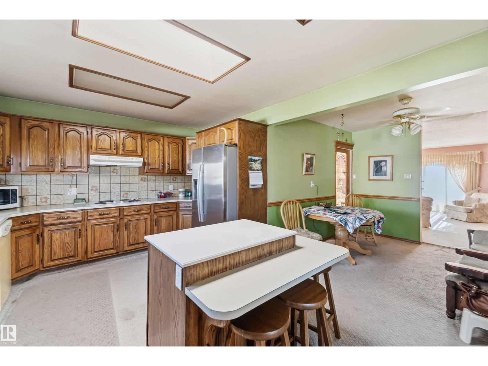 10928 41a Av Nw Property Photo 20
