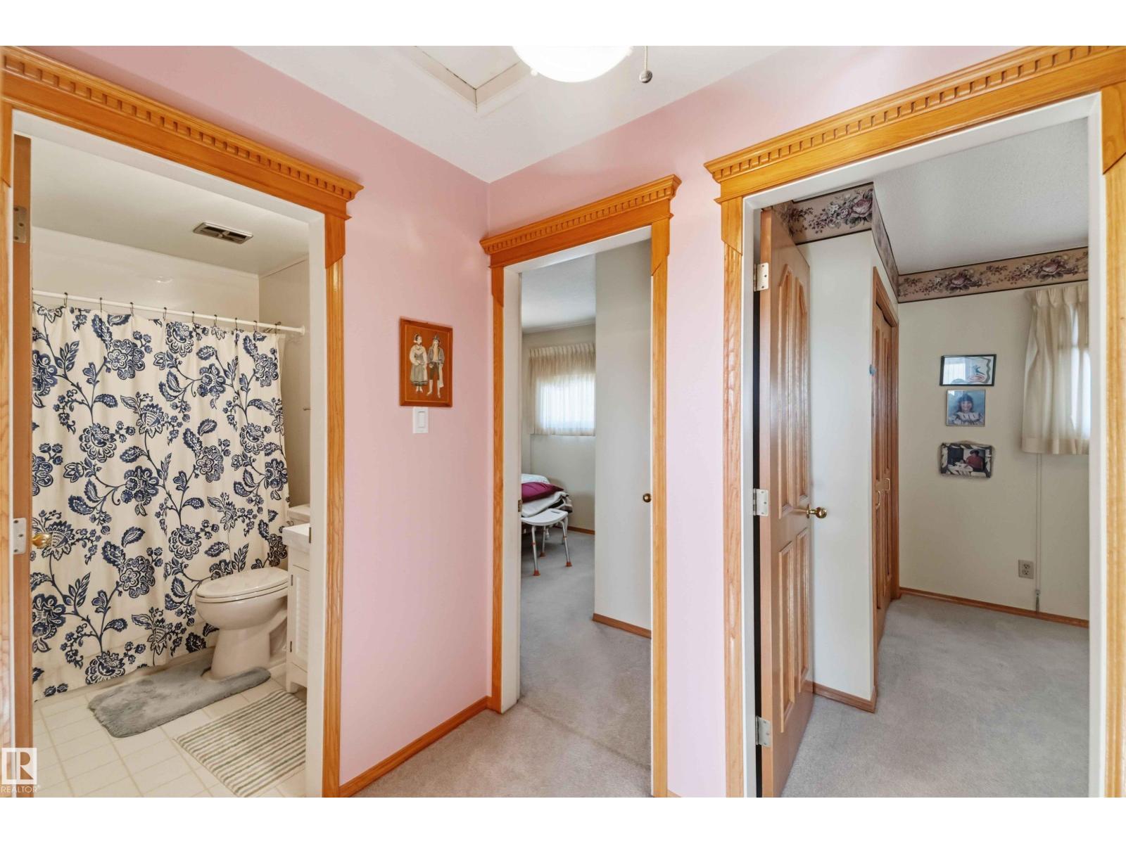 10928 41a Av Nw Property Photo 23