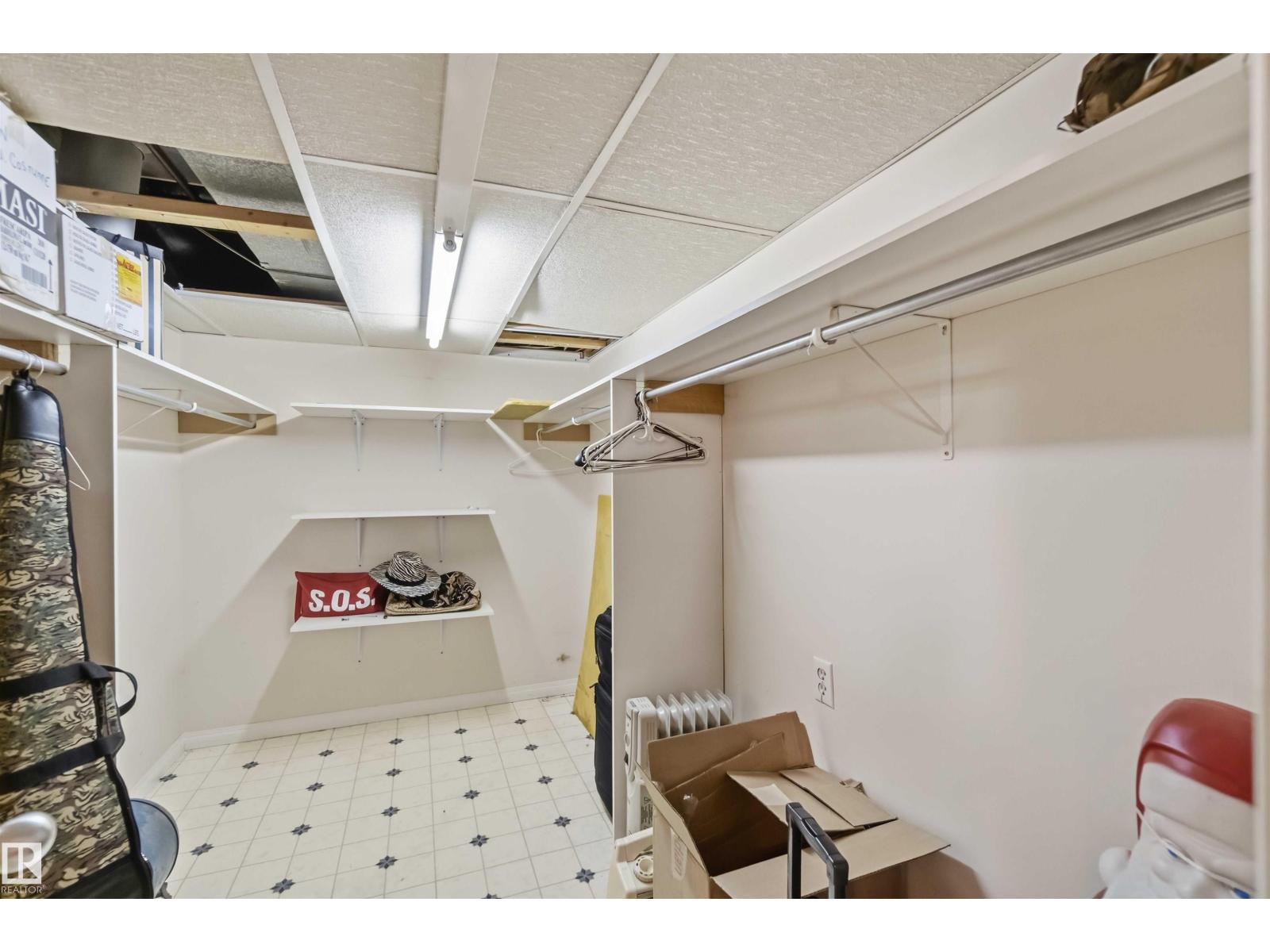 10928 41a Av Nw Property Photo 44