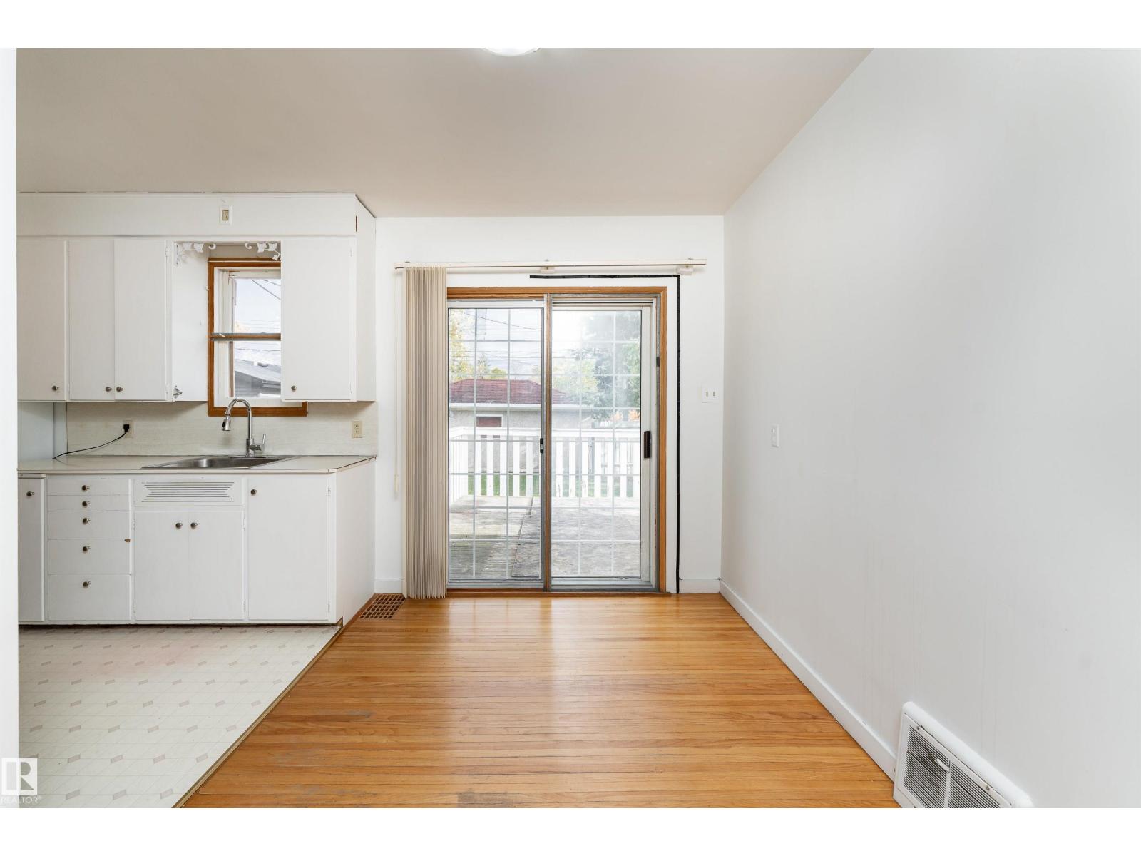 10719 132 St Nw Property Photo 7