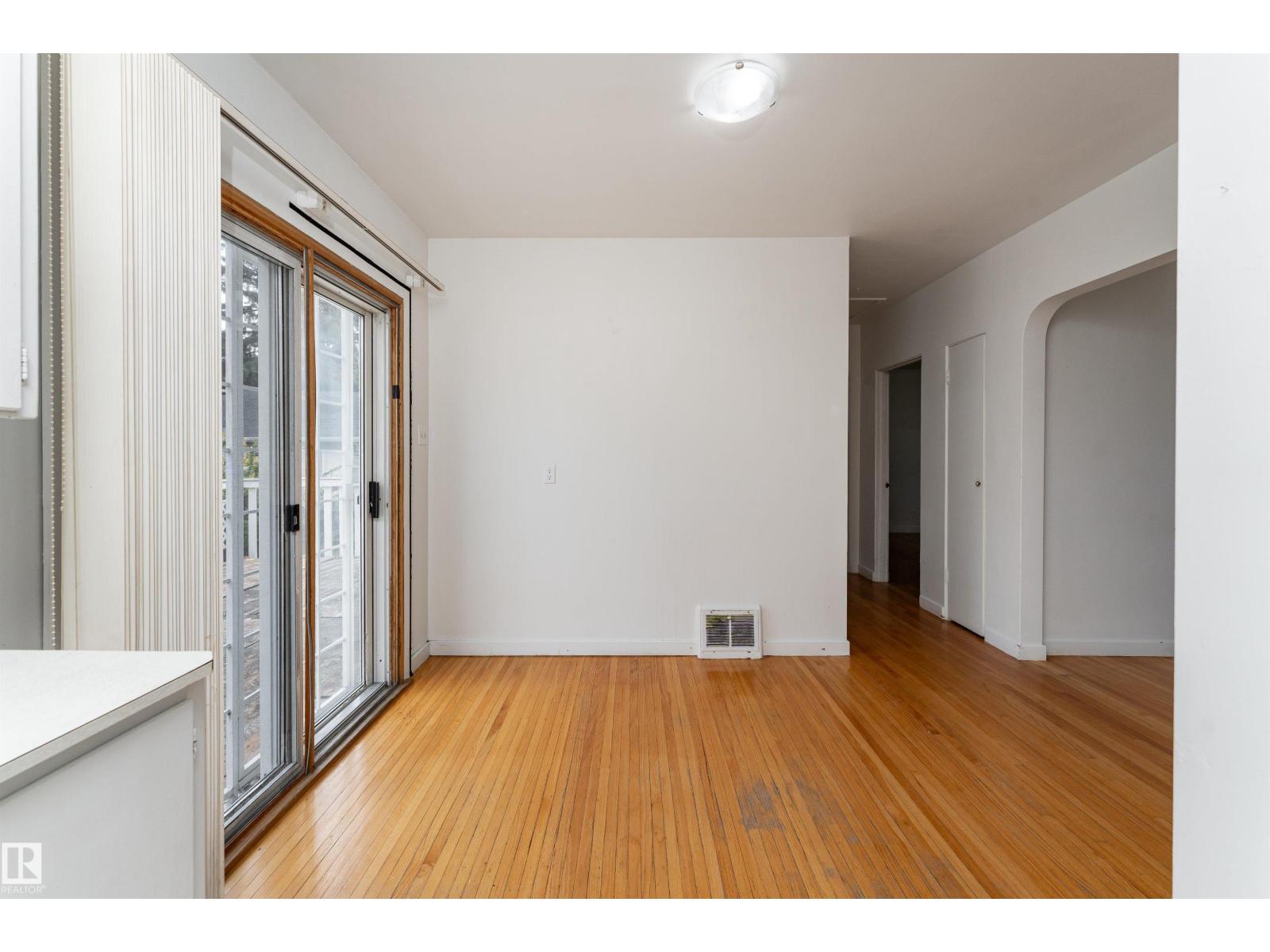 10719 132 St Nw Property Photo 12