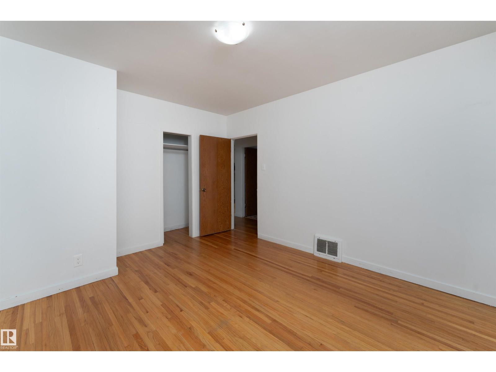 10719 132 St Nw Property Photo 16