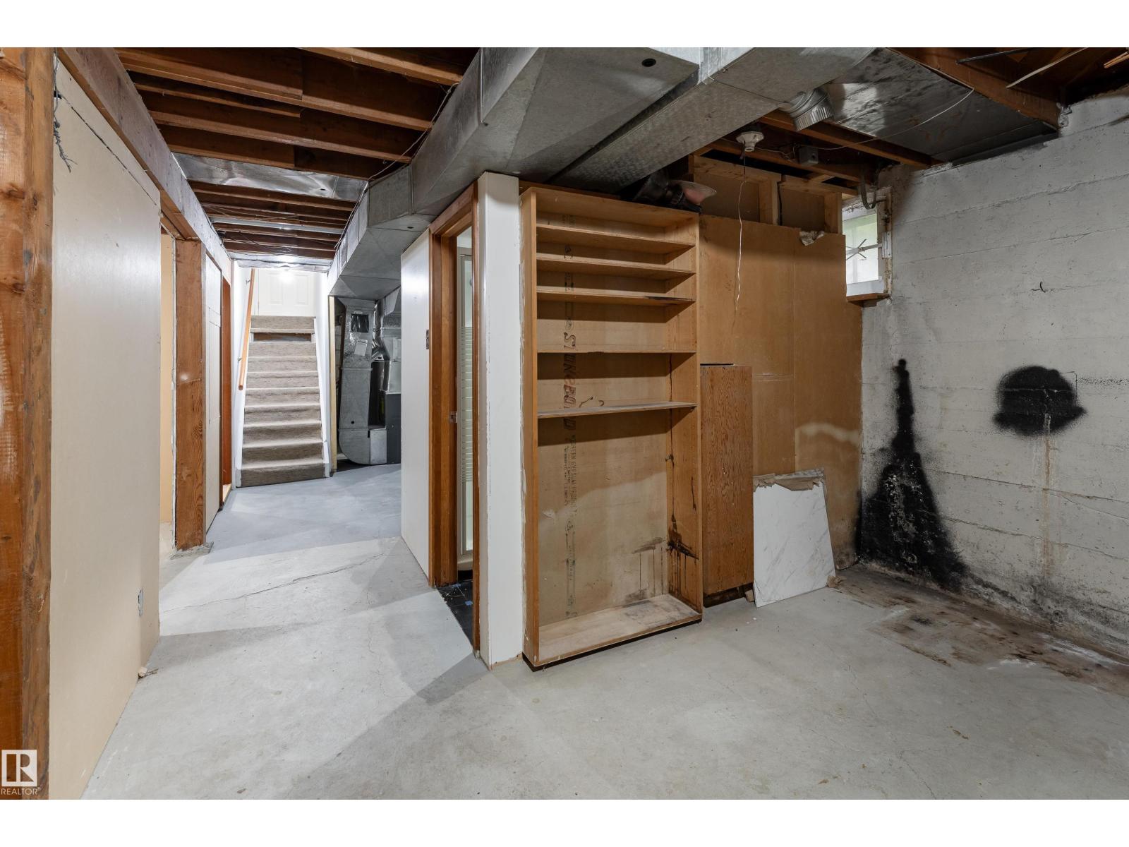10719 132 St Nw Property Photo 23