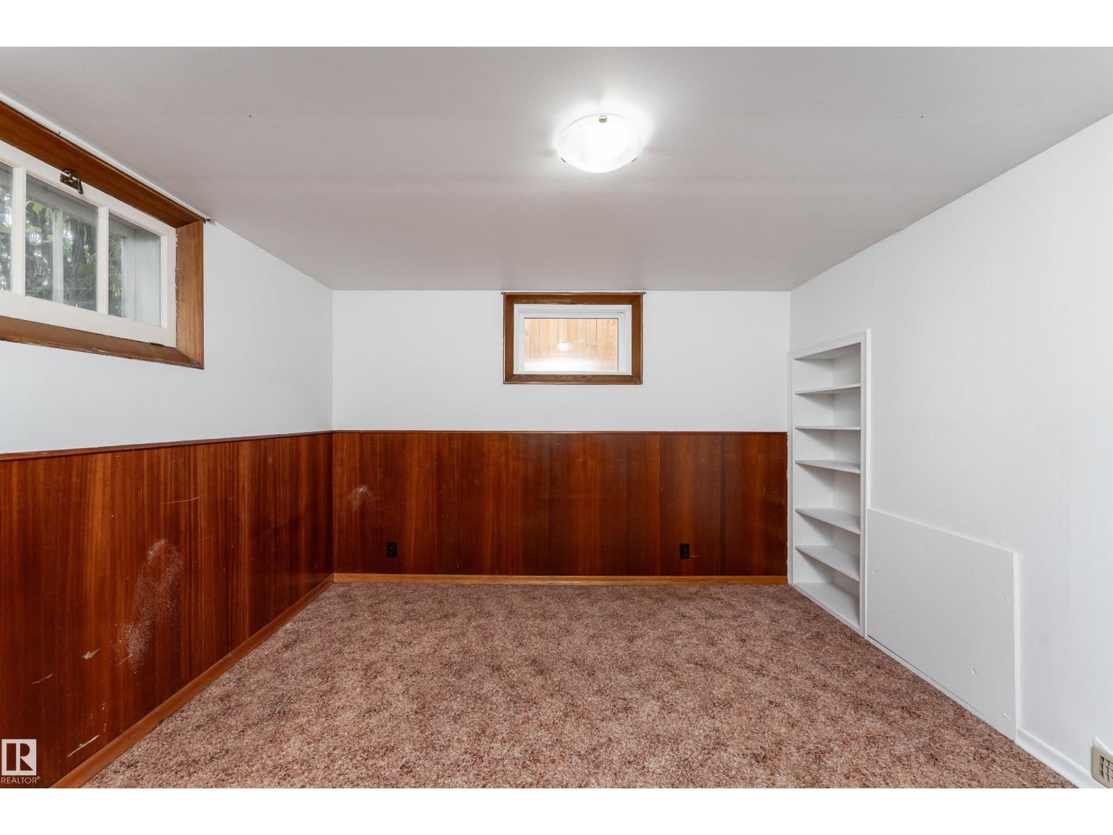 10719 132 St Nw Property Photo 28