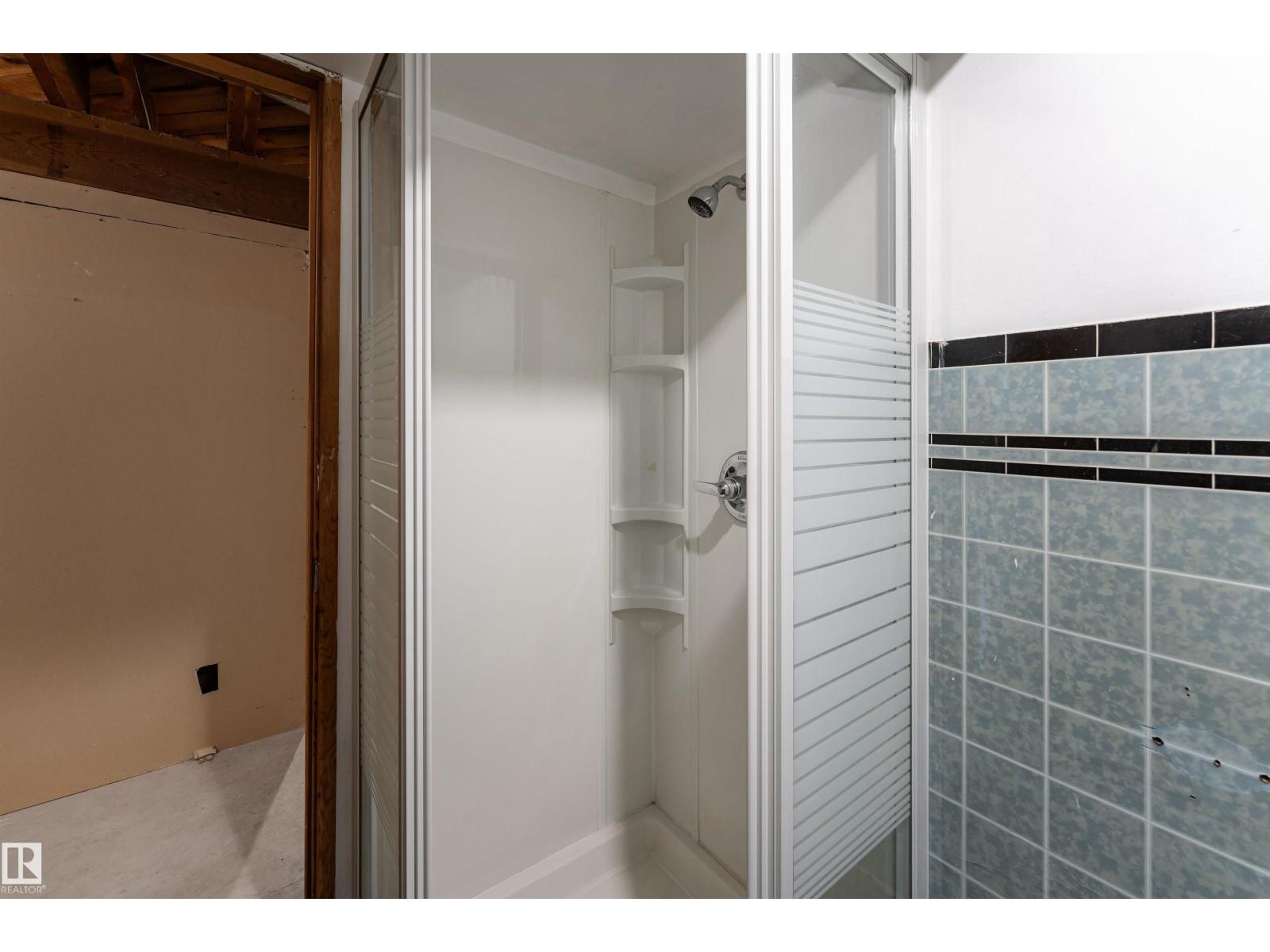 10719 132 St Nw Property Photo 32