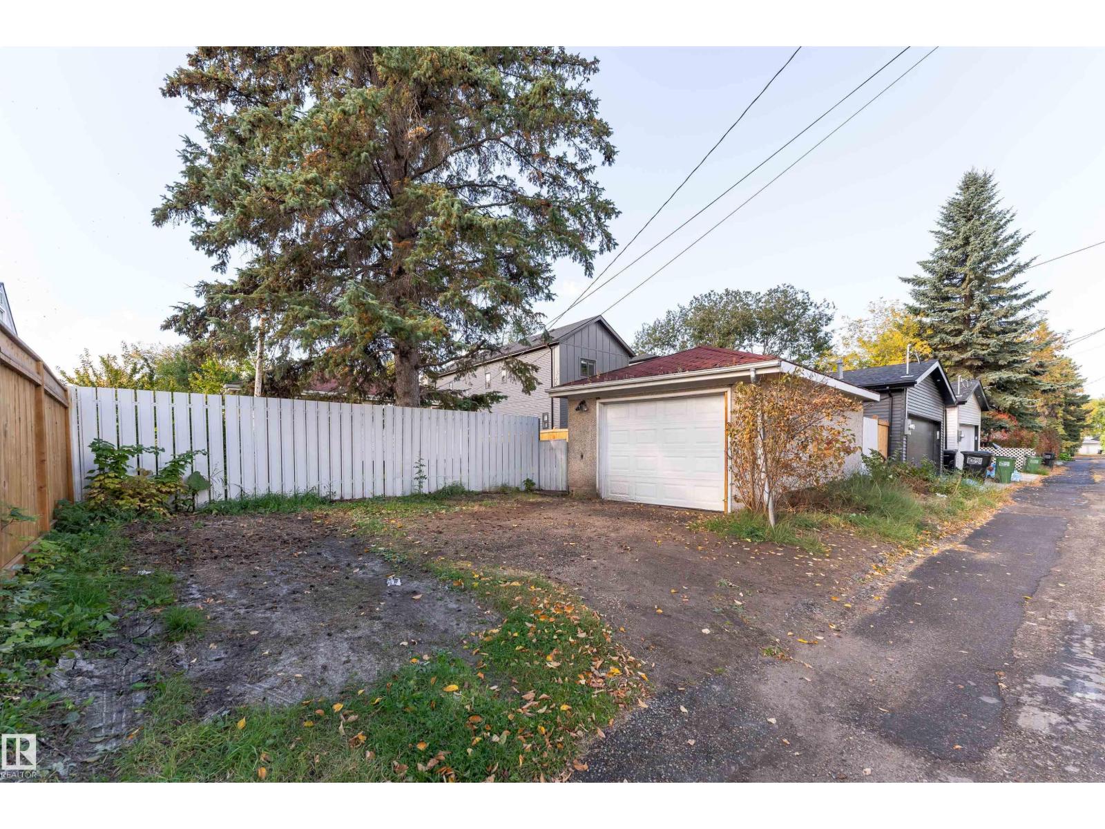 10719 132 St Nw Property Photo 33
