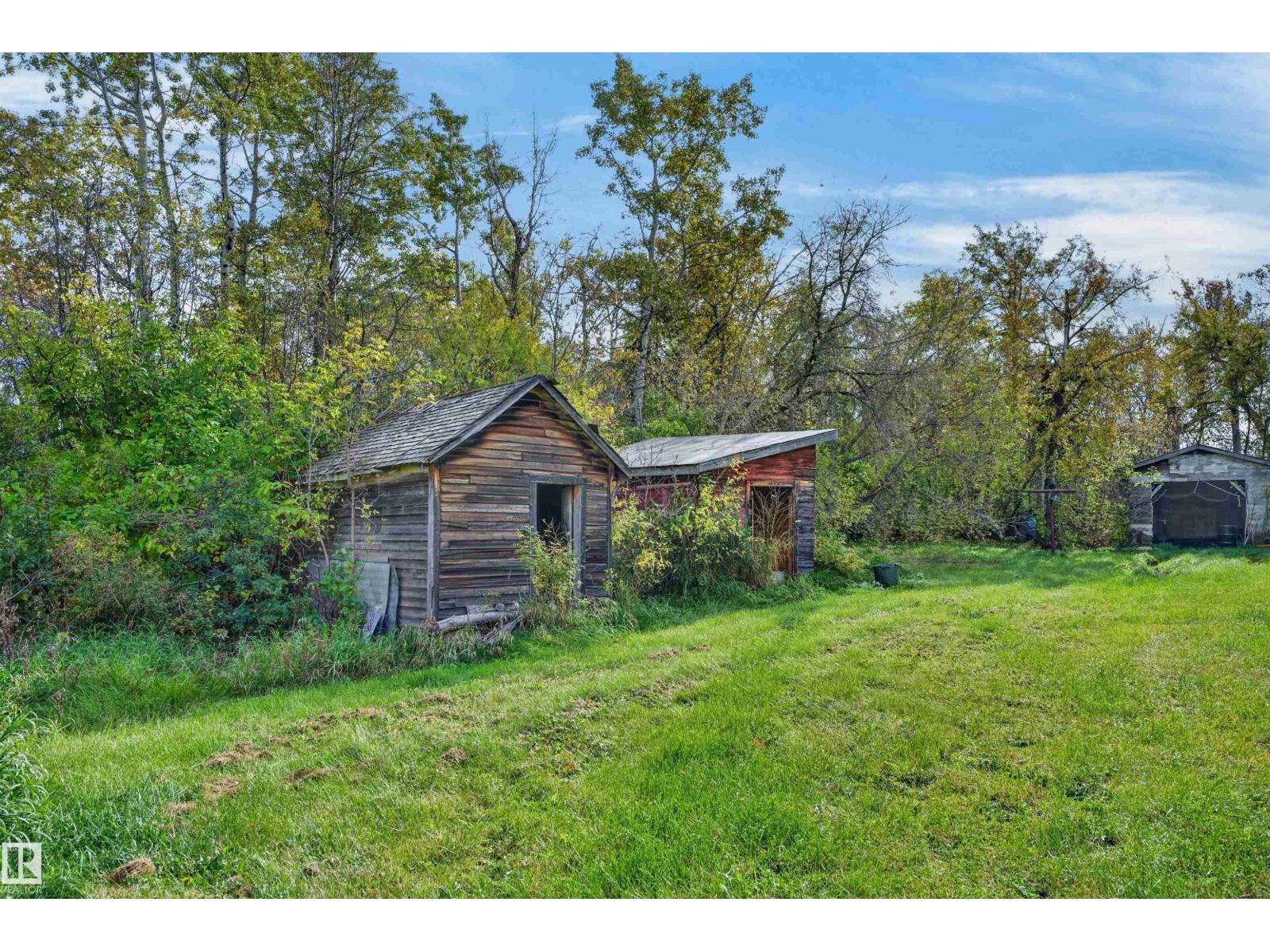 554071 Range Road 183 Property Photo 14