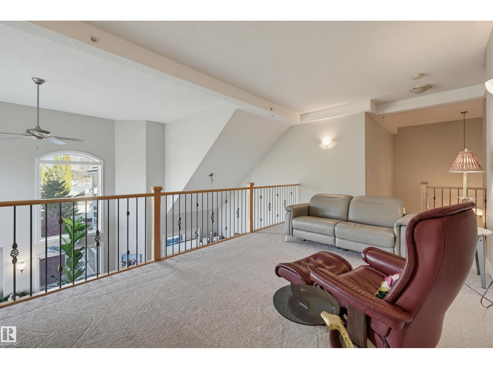 #427 9008 99 Av Nw Property Photo 26