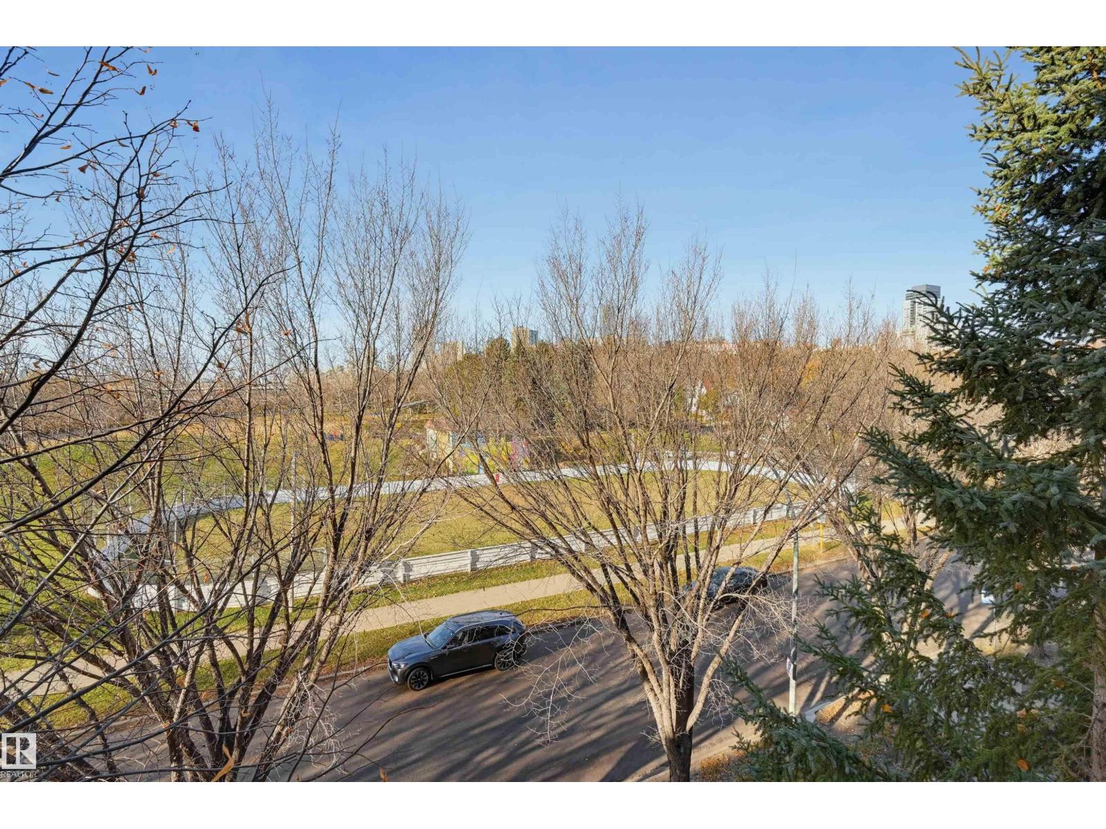 #427 9008 99 Av Nw Property Photo 30