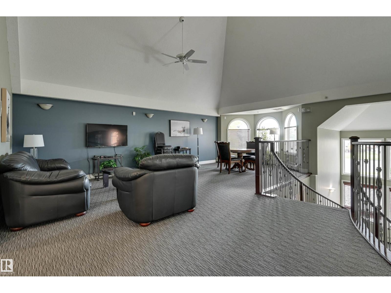 #427 9008 99 Av Nw Property Photo 32
