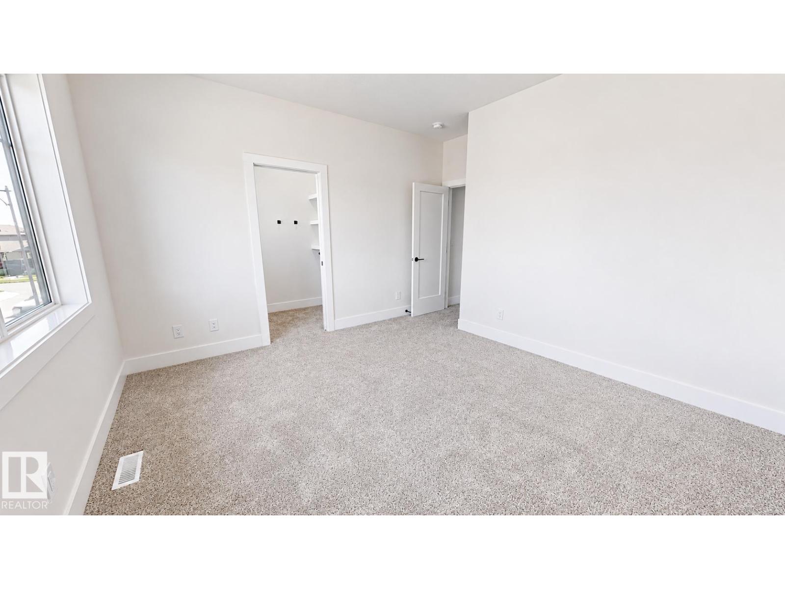 51 Grassview Cr Property Photo 22