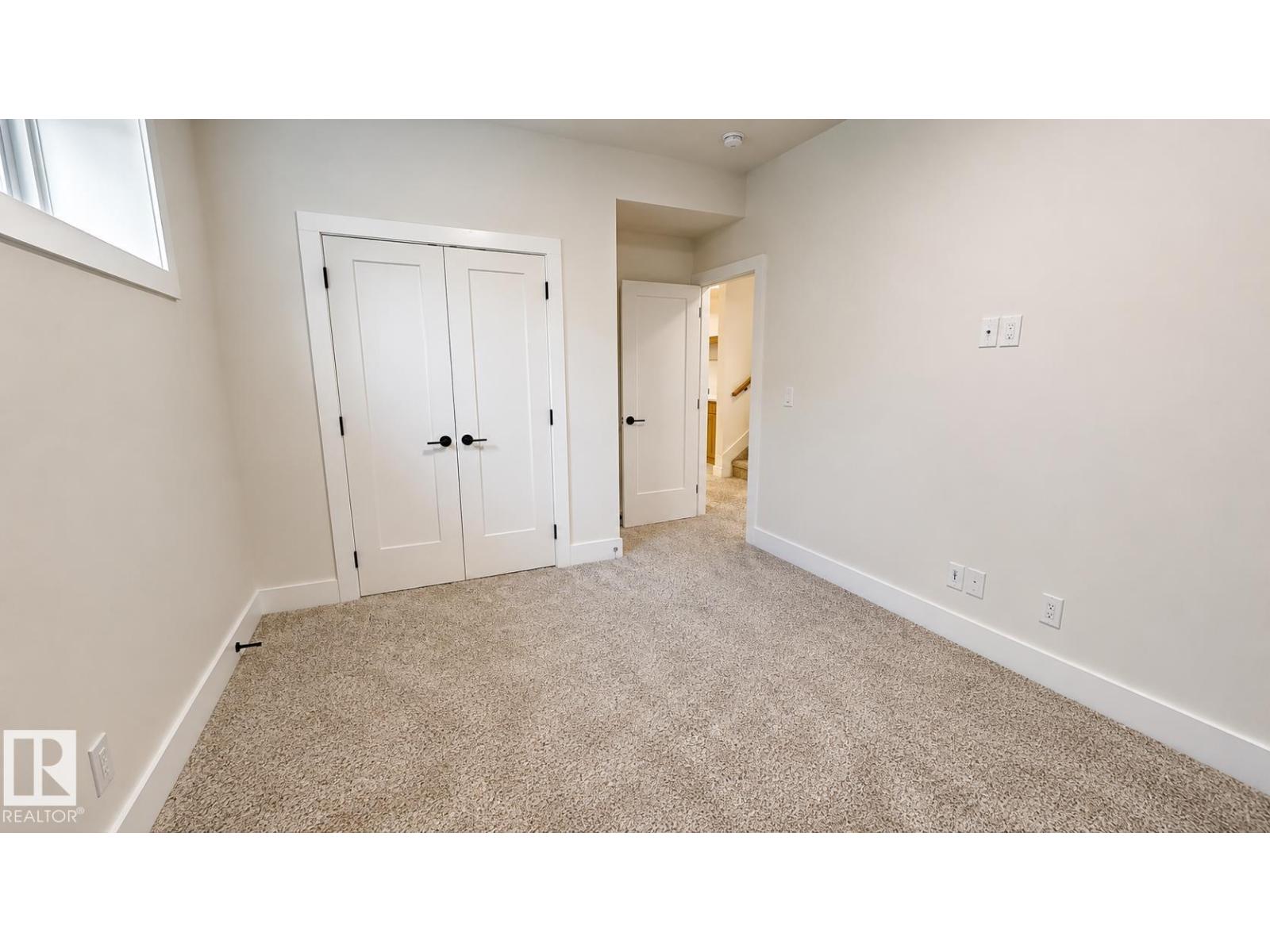 51 Grassview Cr Property Photo 32