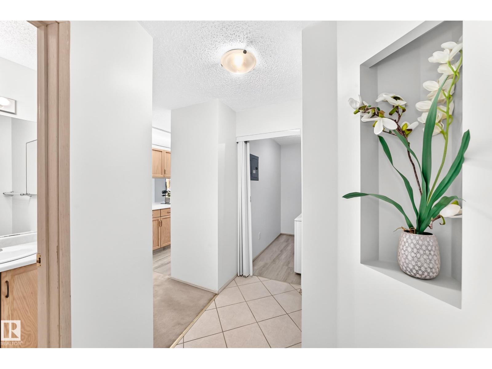 #201 4220 139 Av Nw Property Photo 5