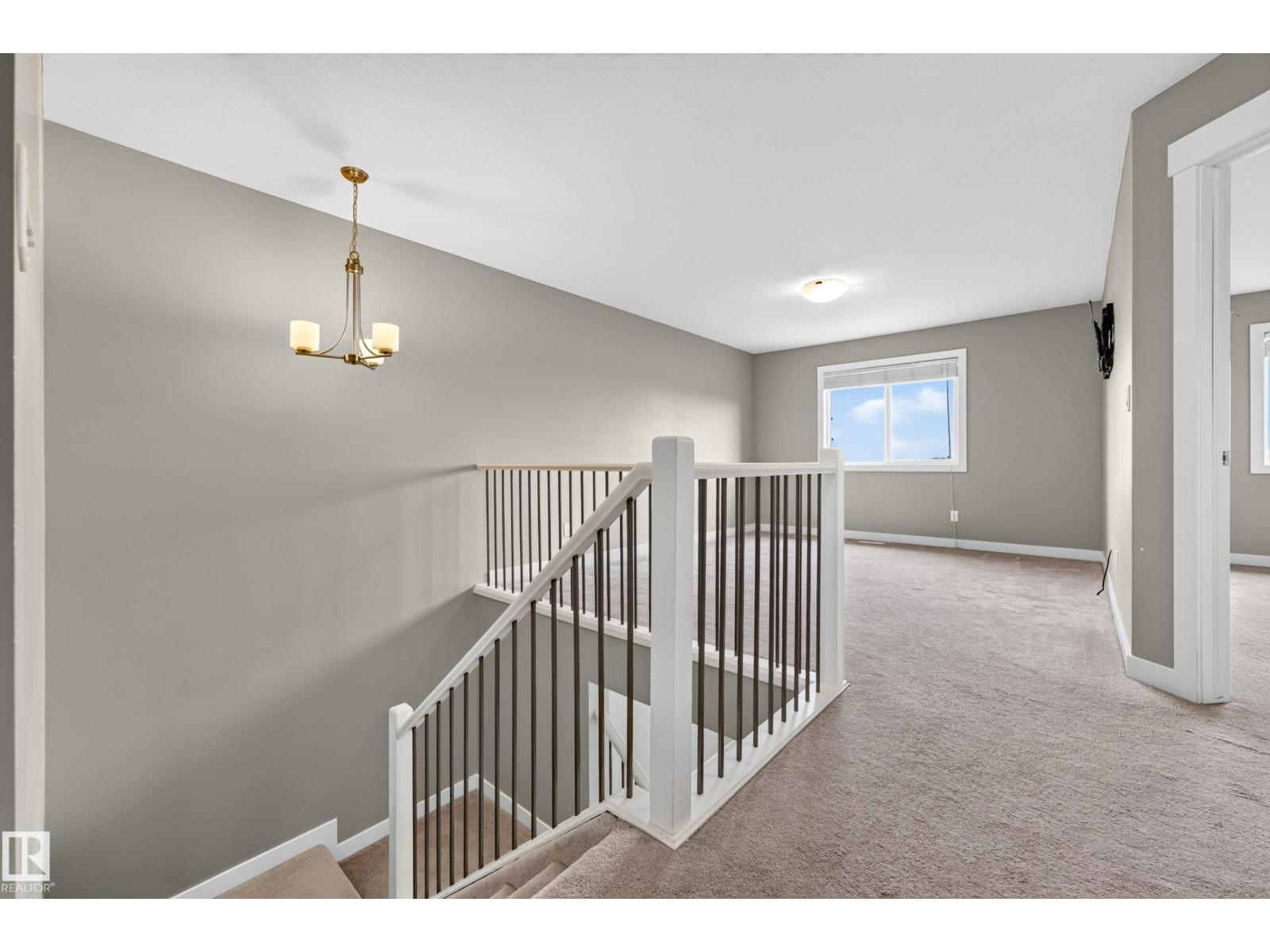 186 Reed Pl Property Photo 35