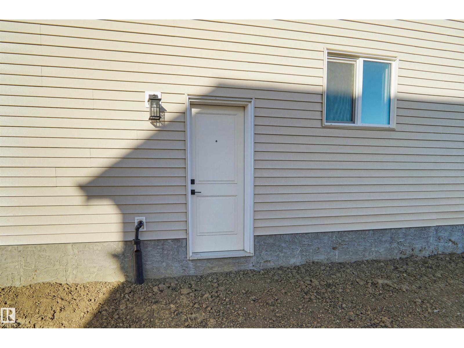 18715 130 St Nw Property Photo 38