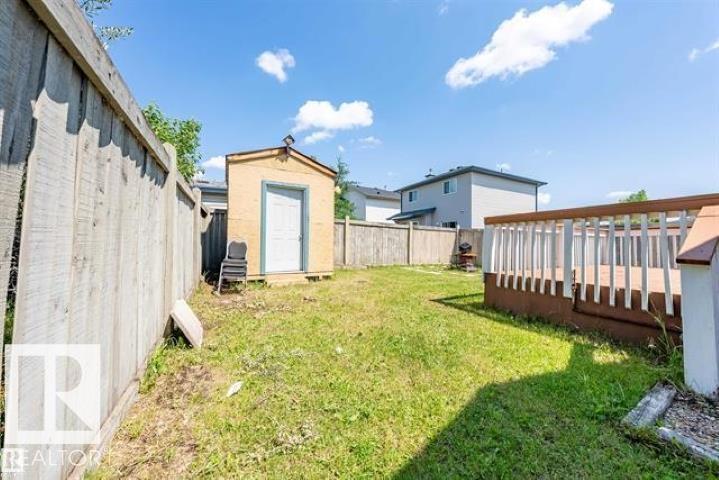 3312 27 Ave Nw Property Photo 21