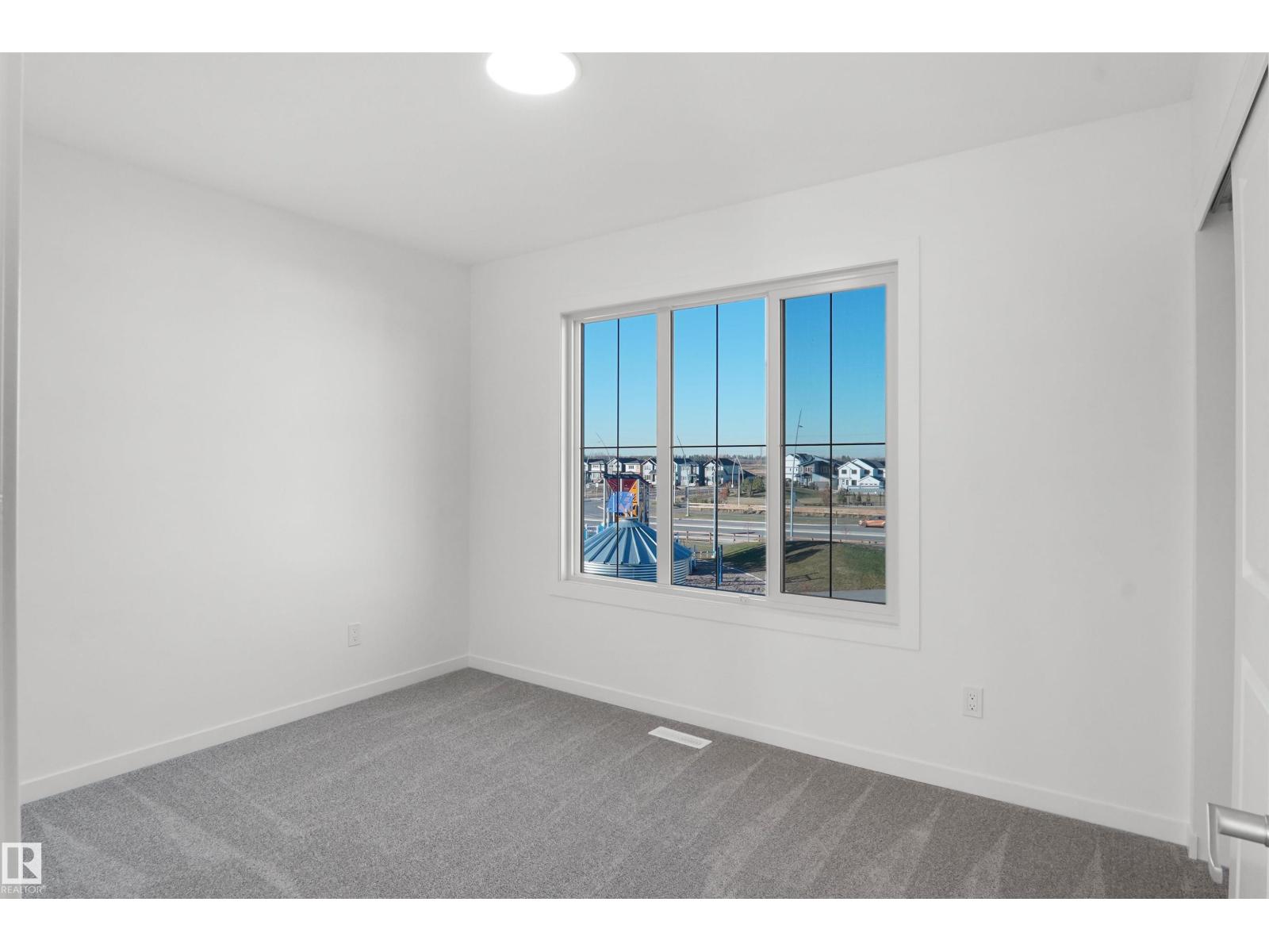 #63 17319 5 St Ne Property Photo 25