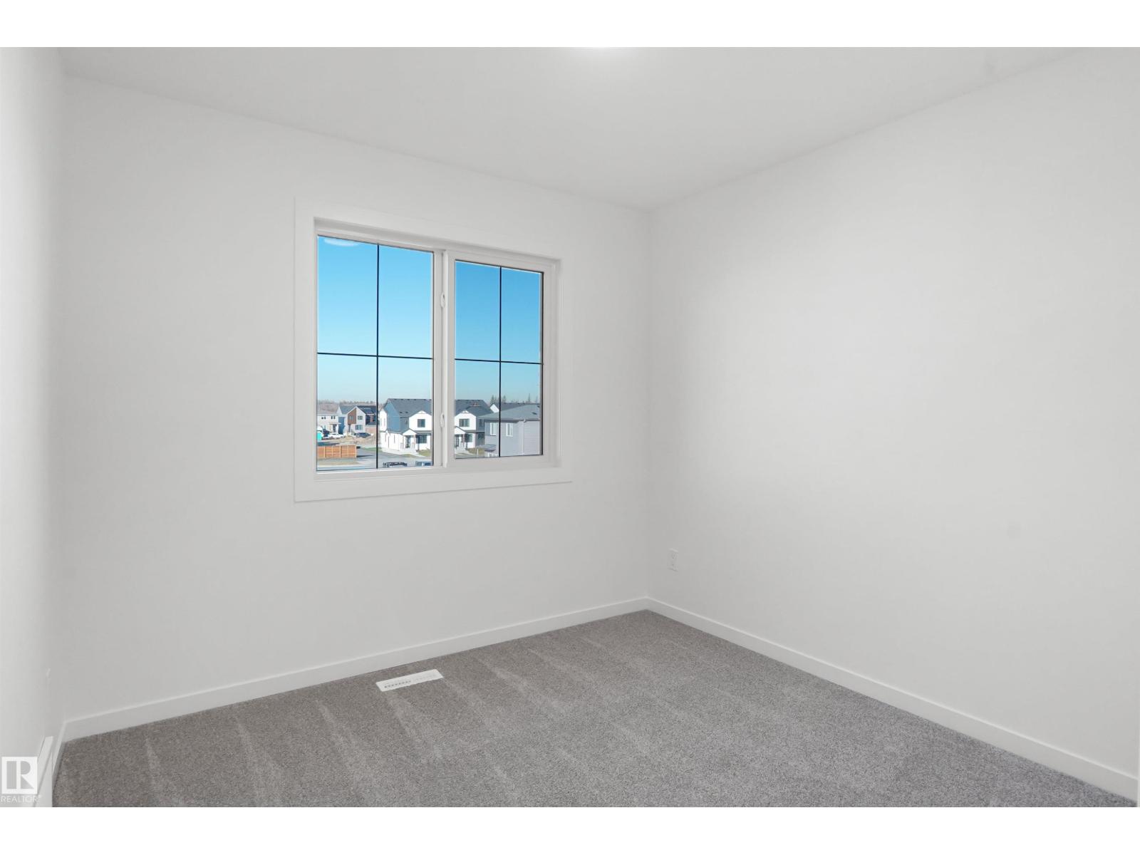 #63 17319 5 St Ne Property Photo 28