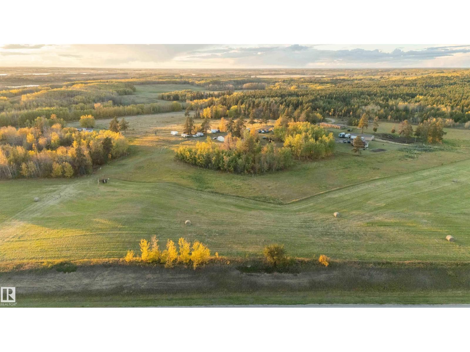 59531 Range Rd 242 Property Photo 4