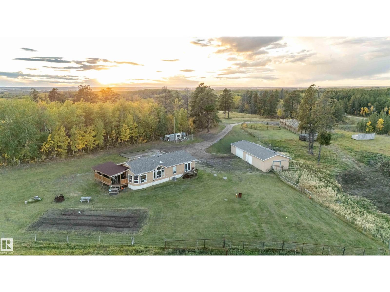 59531 Range Rd 242 Property Photo 8