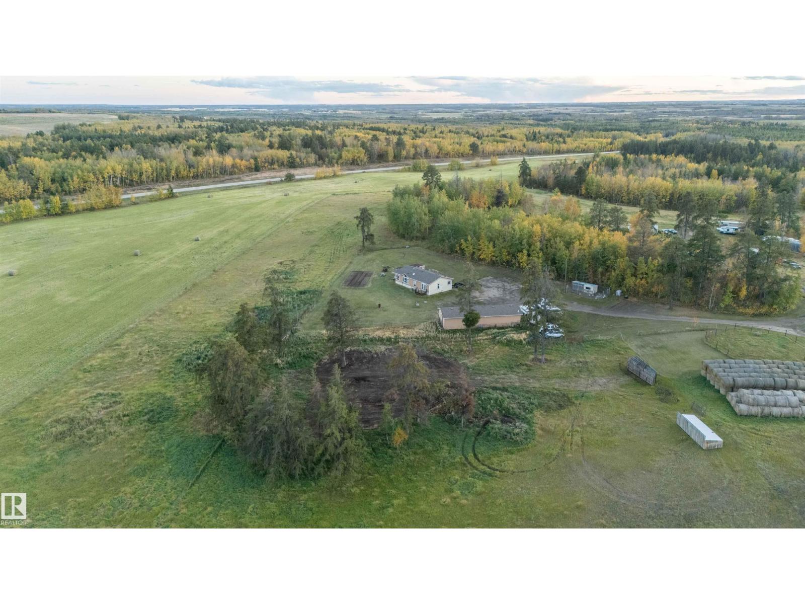59531 Range Rd 242 Property Photo 13