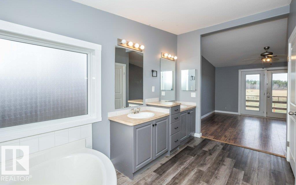 59531 Range Rd 242 Property Photo 28