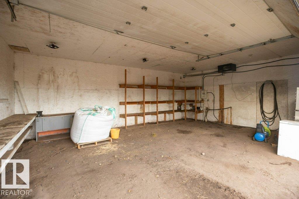 59531 Range Rd 242 Property Photo 56
