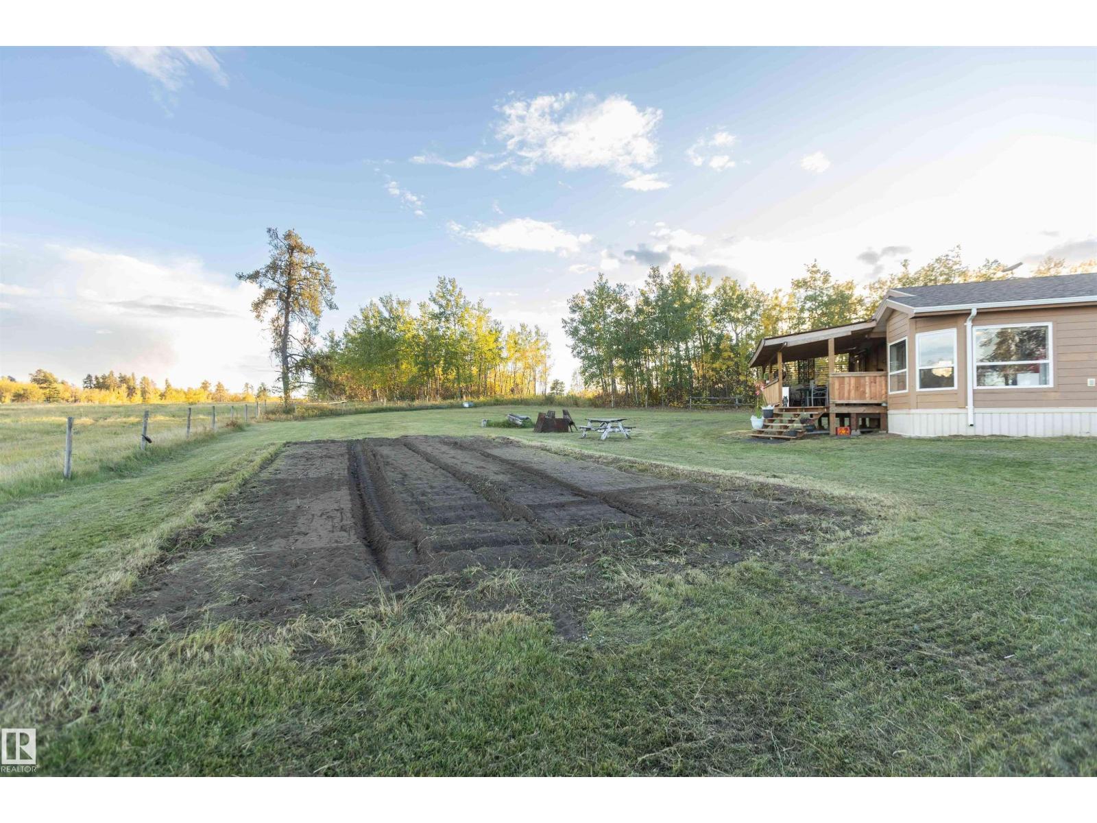 59531 Range Rd 242 Property Photo 66