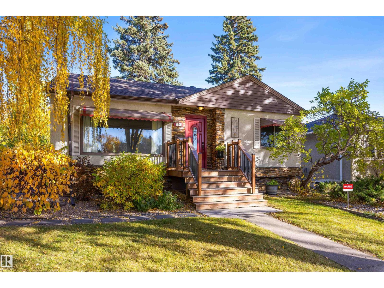 11643 137 ST NW Property Photo 1