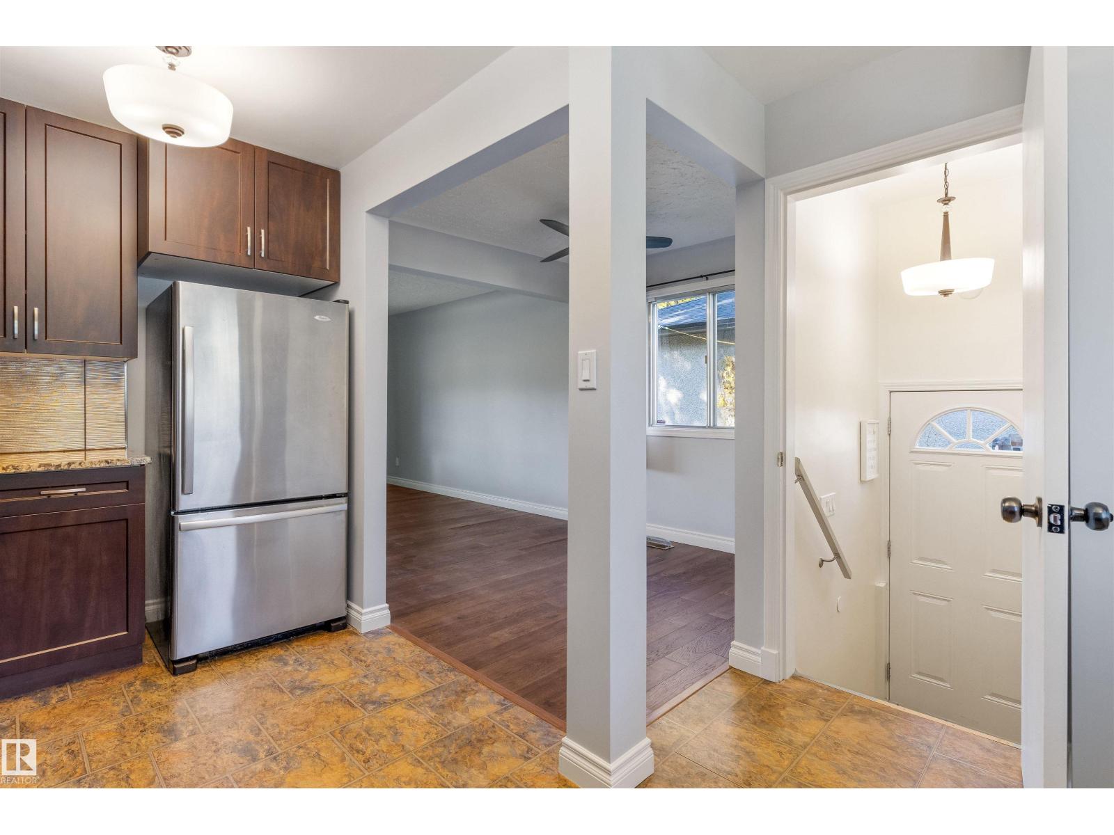 11643 137 St Nw Property Photo 11