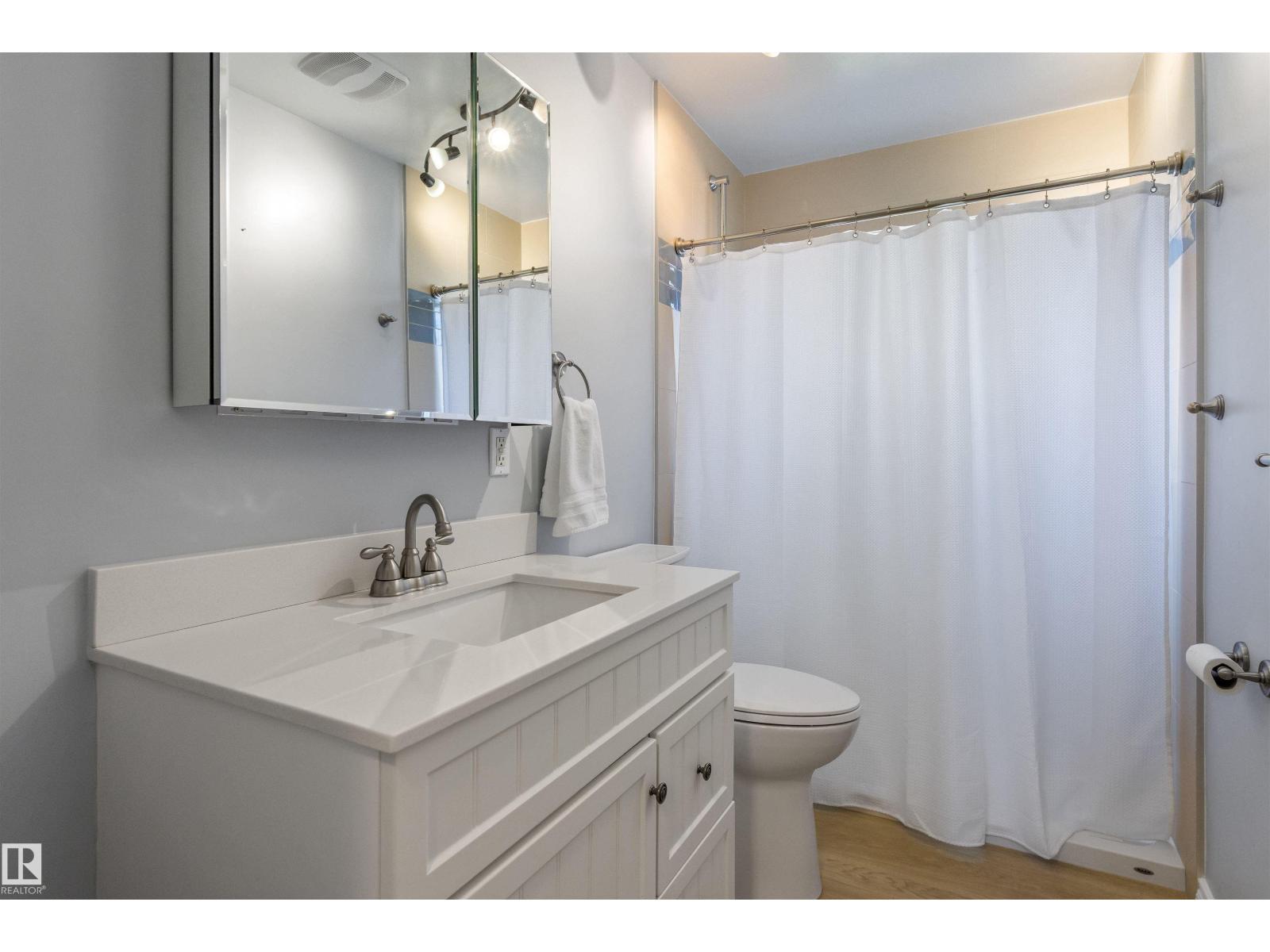 11643 137 St Nw Property Photo 21