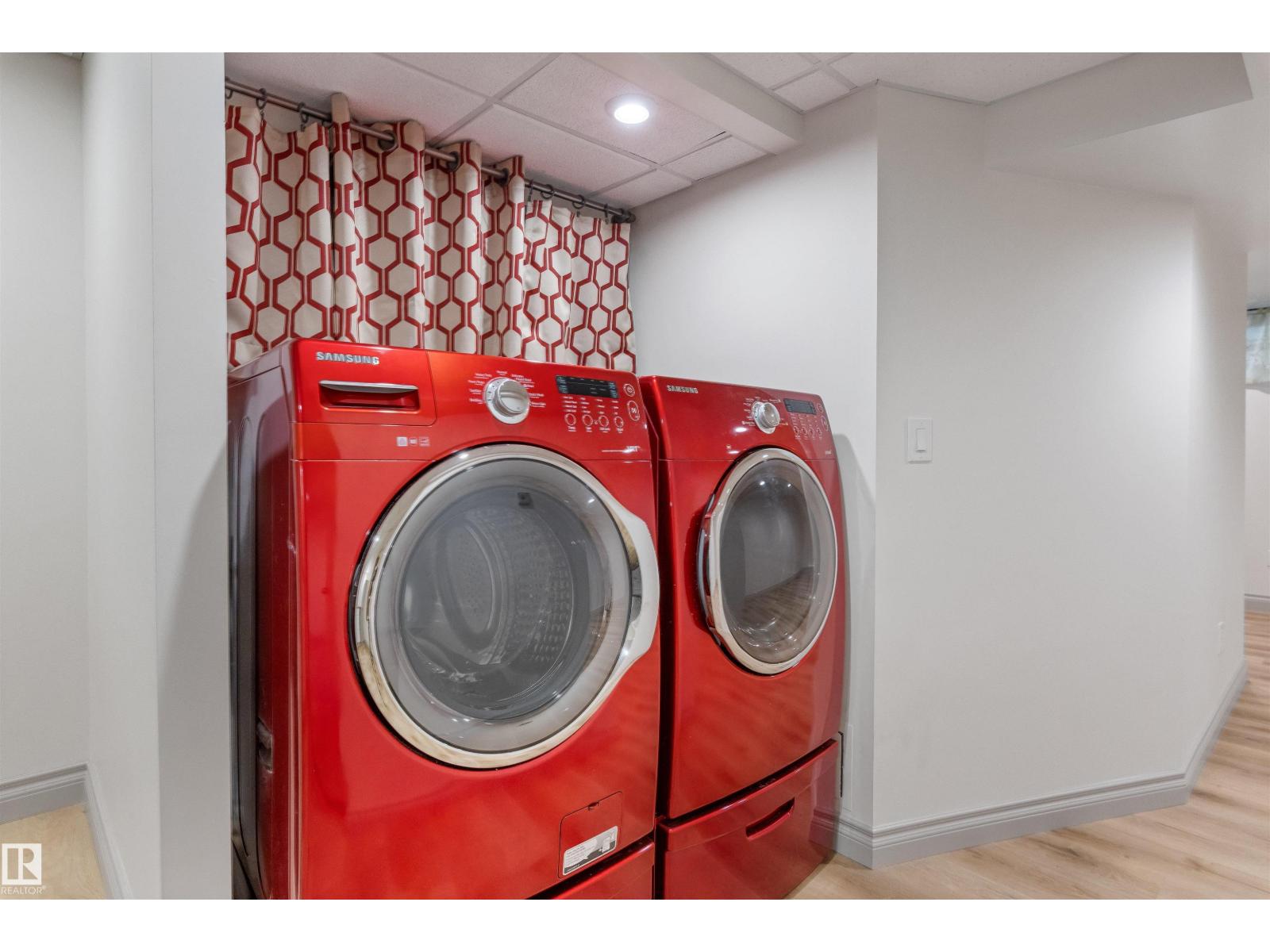 11643 137 St Nw Property Photo 28