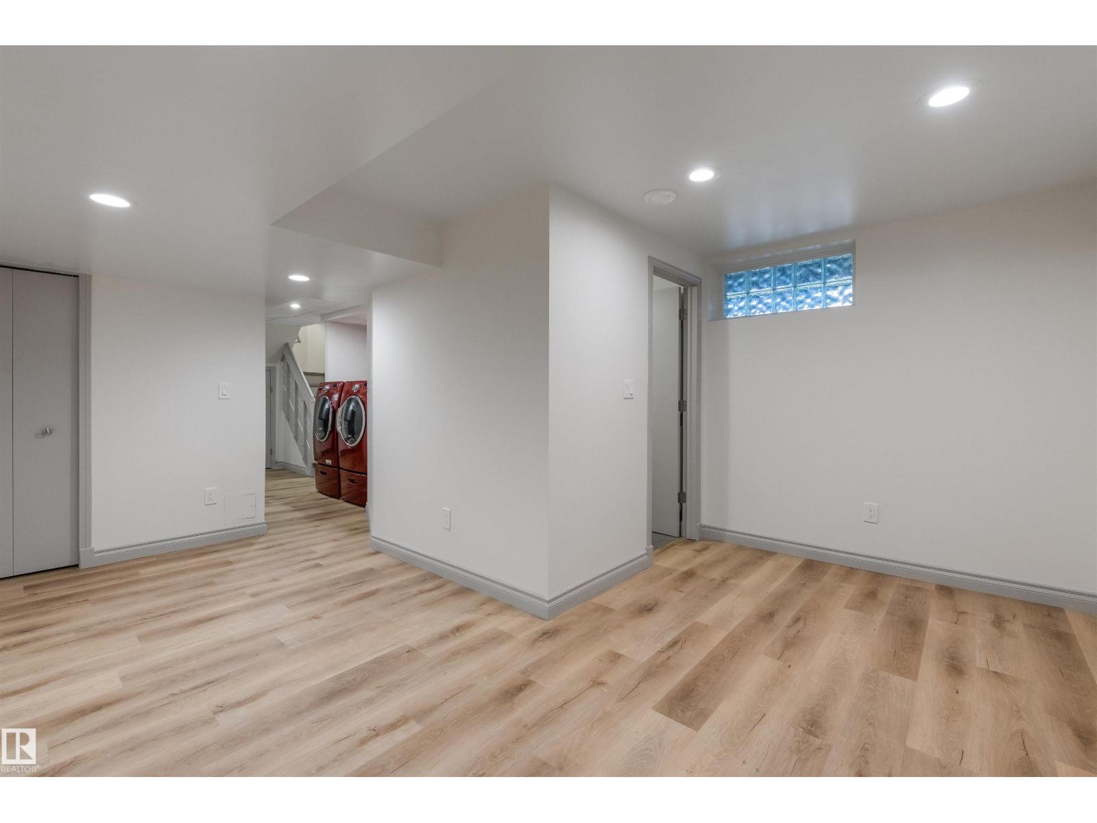 11643 137 St Nw Property Photo 30