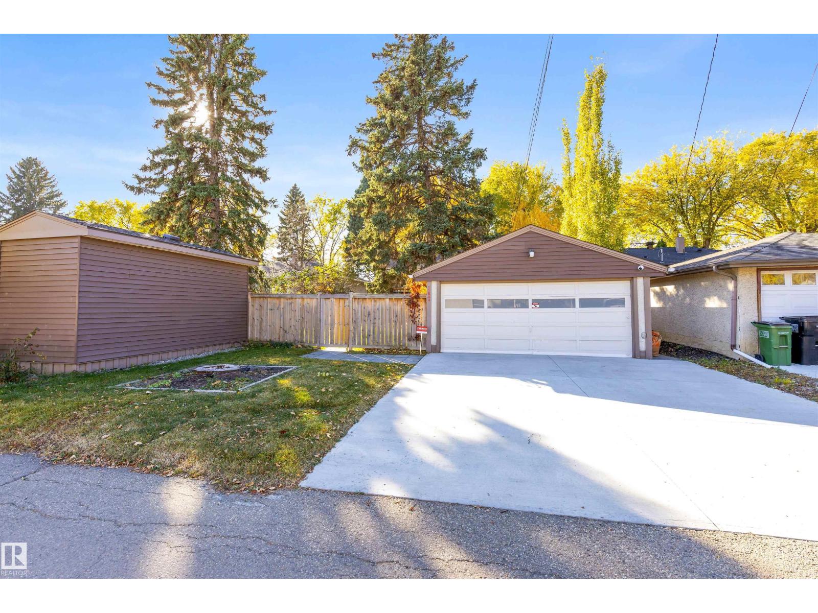 11643 137 St Nw Property Photo 53