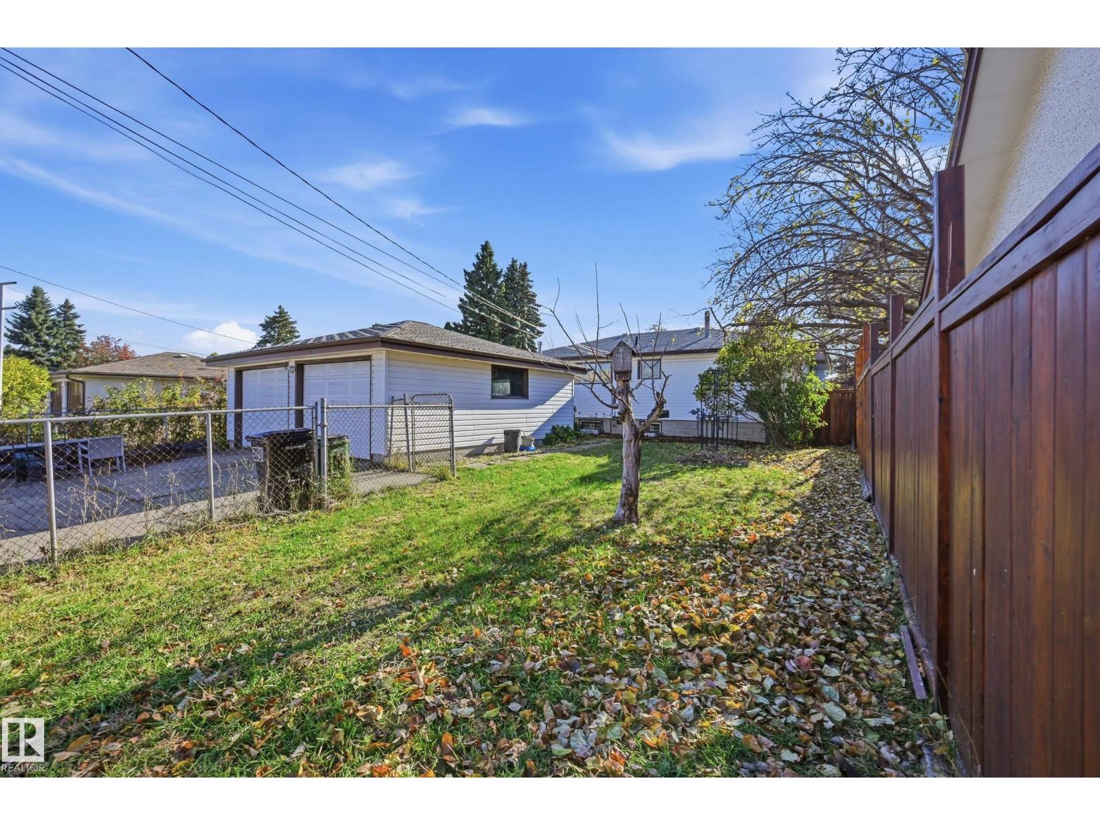 6604 93 Av Nw Property Photo 30