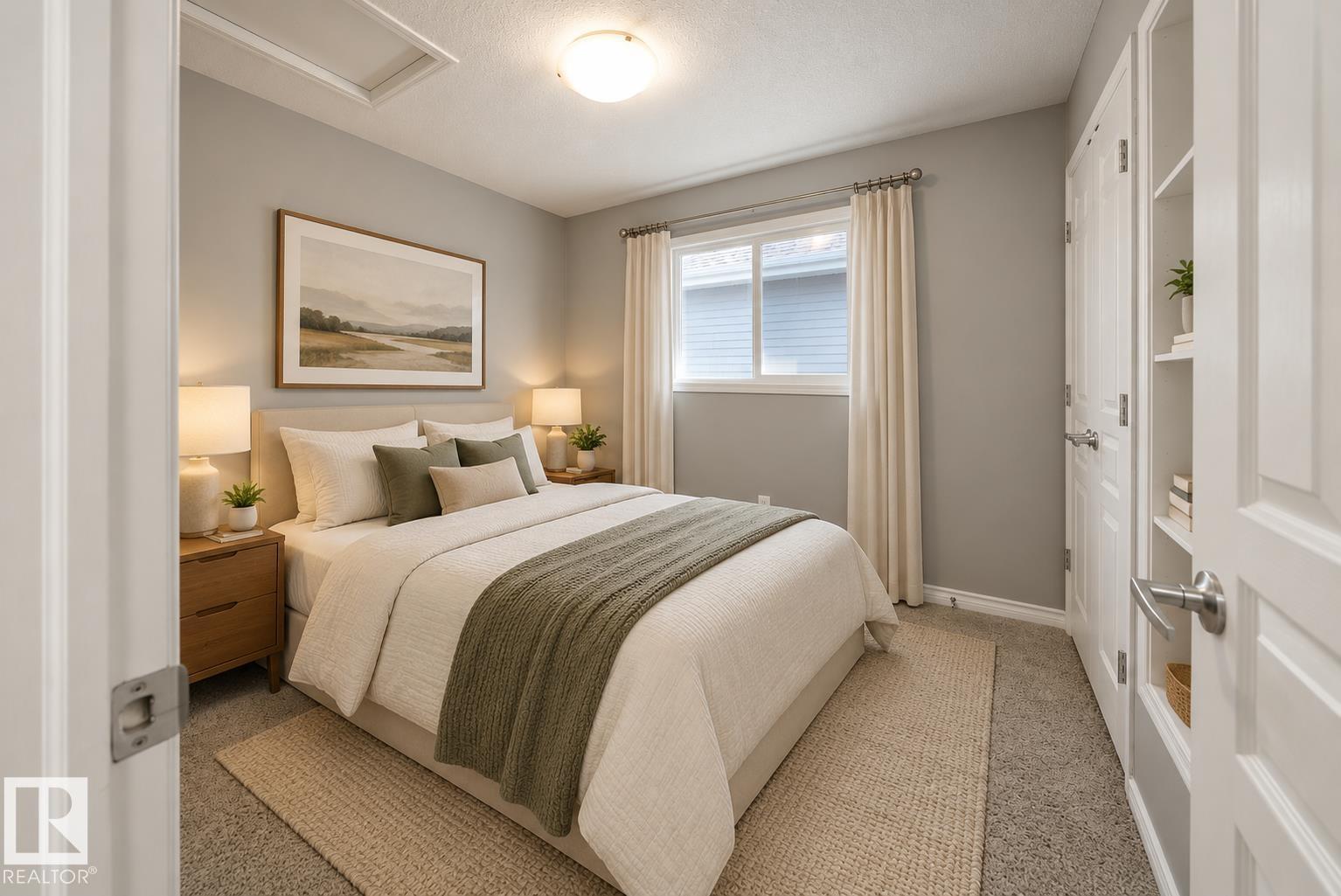 7043 22 Av Sw Property Photo 32