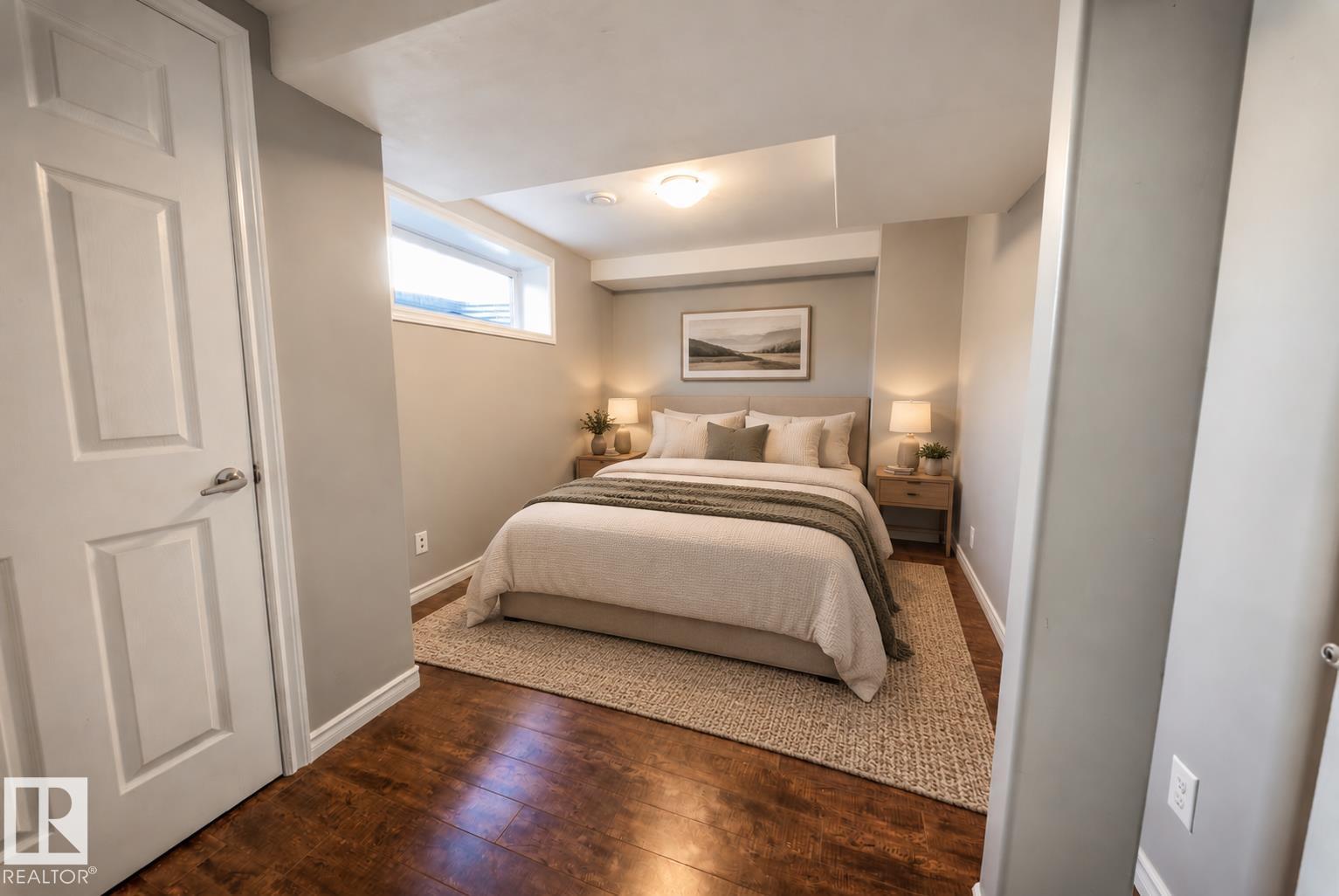 7043 22 Av Sw Property Photo 52